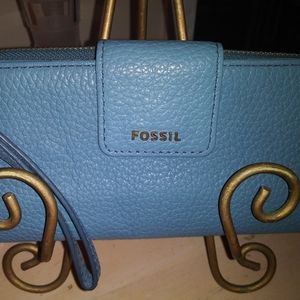 Fossil new wallet with tags.